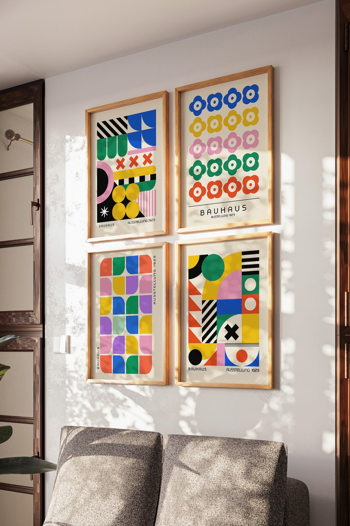 Bauhaus Afiş 4'lü Ahşap Çerçeveli Poster, Tablo Seti No:25
