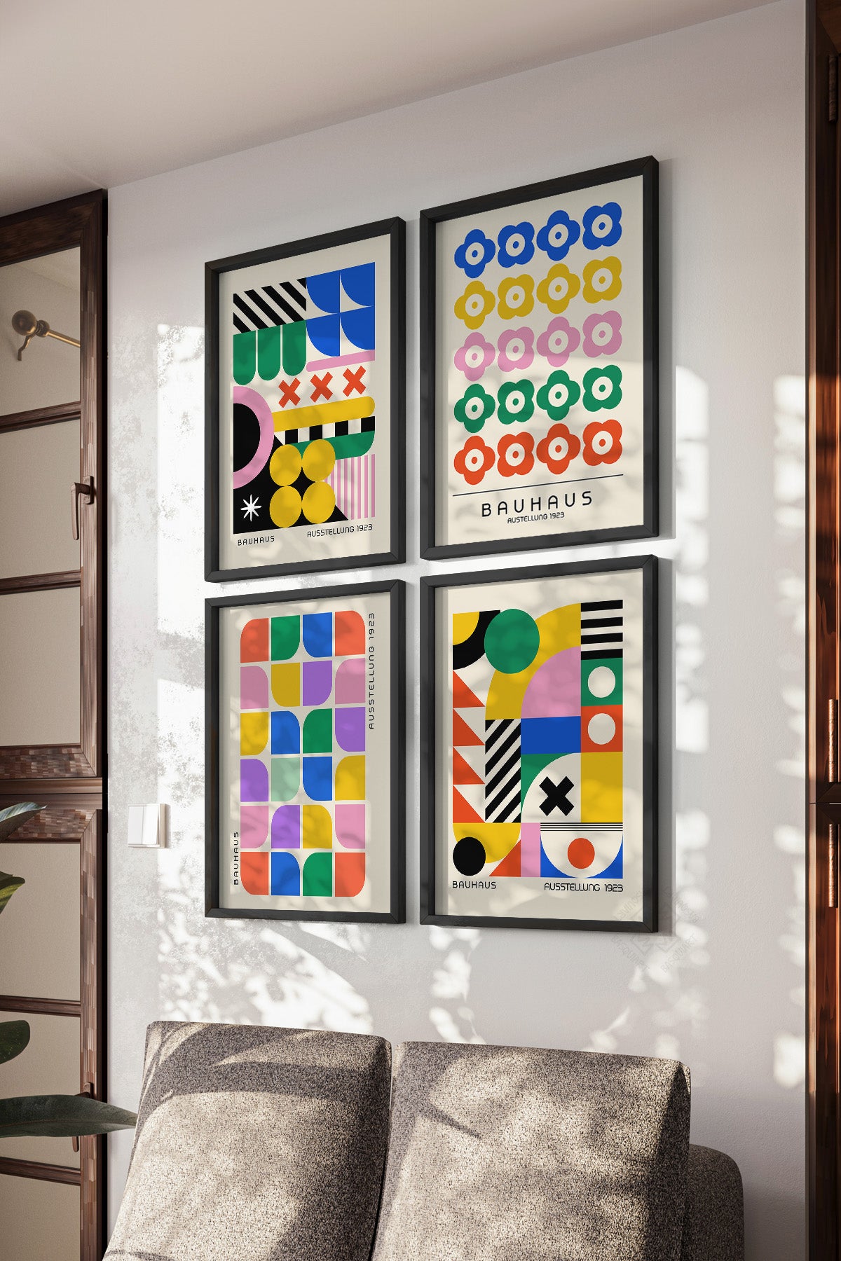 Bauhaus Afiş 4'lü Siyah Çerçeveli Poster, Tablo Seti No:25