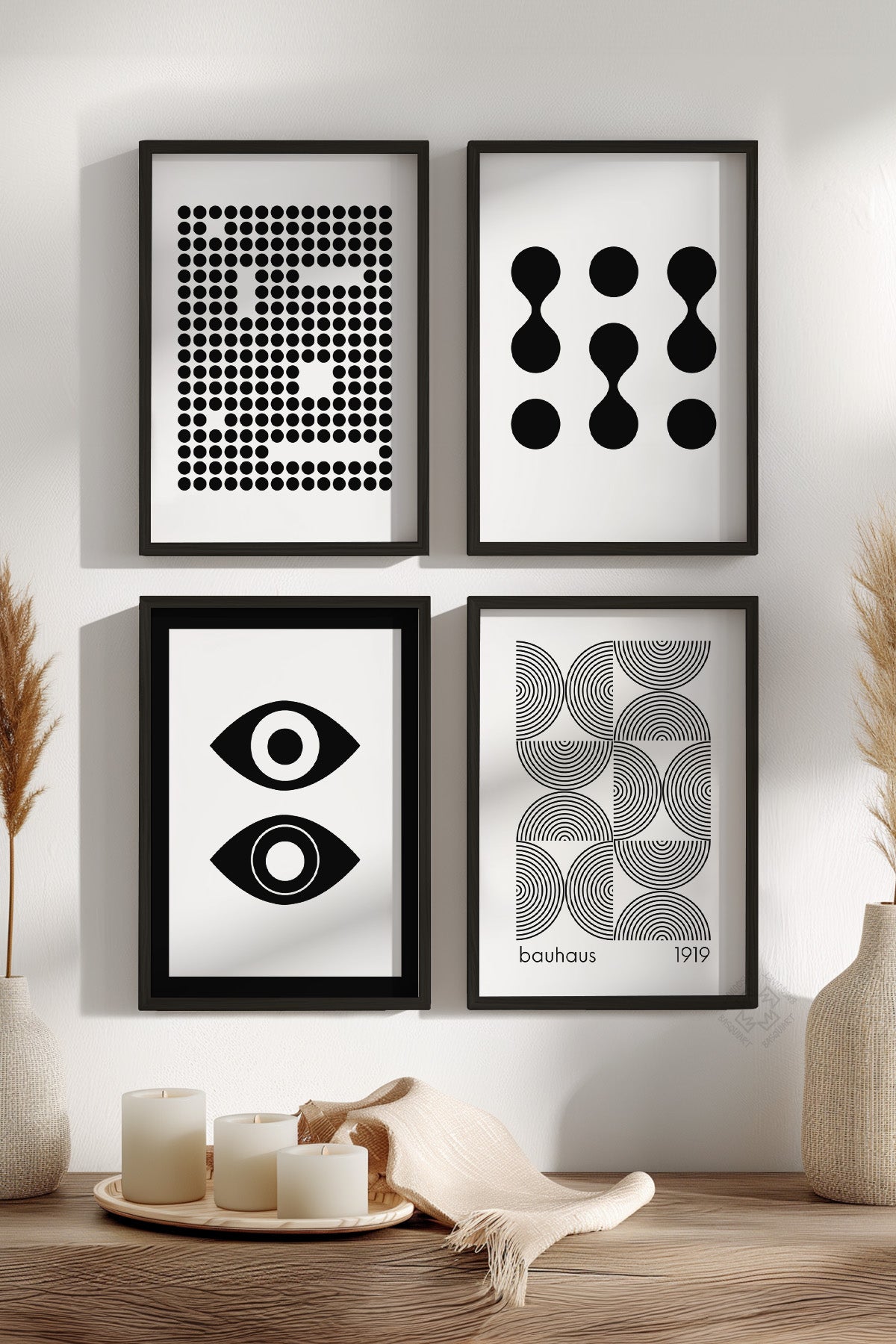 Siyah Beyaz Bauhaus 4'lü Siyah Çerçeveli Poster, Tablo Seti No:24